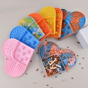 Heart Shape Dog Lick Mat Slow Feeder Suction Feeding Pad