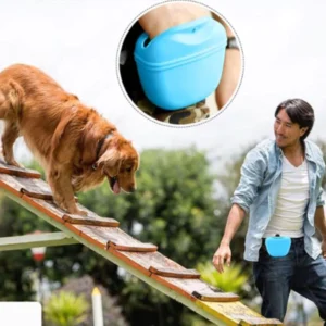 Silicone Dog Treat Pouch with Magnetic Closure Clip